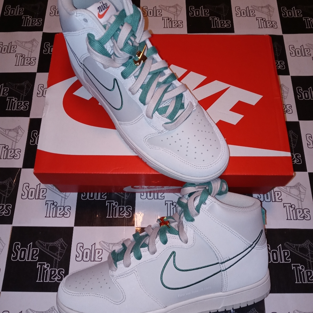 🚫SOLD🚫Nike Dunk High SE First Use Sail Light Bone Green Noise